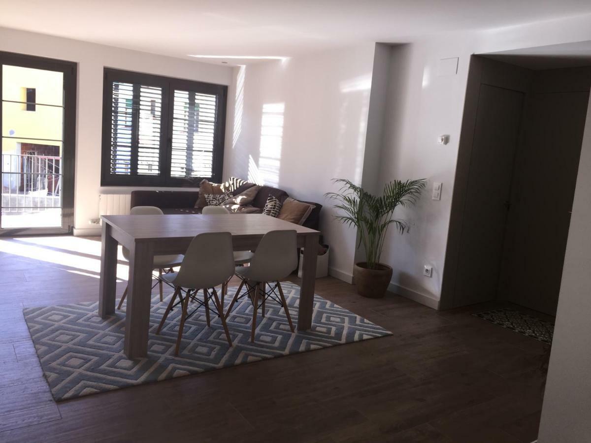Apartamento Centrico En Олот Екстериор снимка