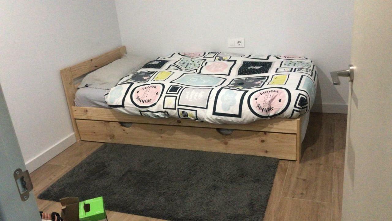 Apartamento Centrico En Олот Екстериор снимка